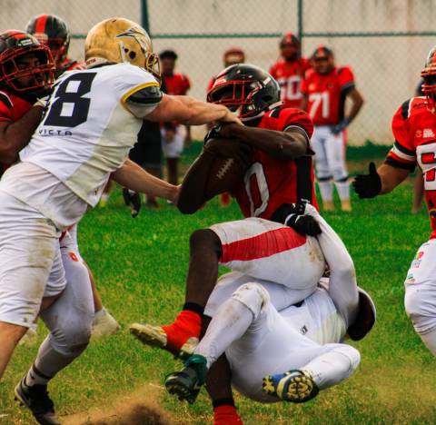 Futebol americano retorna ao Joia da Princesa com Cavalaria 2 de Julho x Recife Mariners