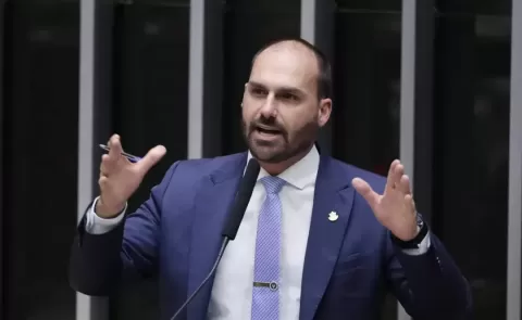 Banco do Brasil denuncia Eduardo Bolsonaro à CGU