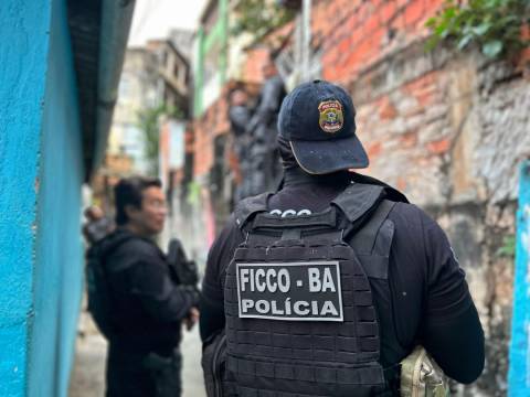 Preso líder de facção que determinava ataques a tiros contra policiais