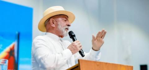 Lula diz que não vai assistir ao julgamento de Bolsonaro