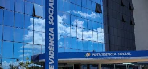 Governo lança programa para reduzir fila do INSS