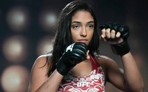 Feirense Alice Pereira faz história no UFC, mas amarga derrota na estreia