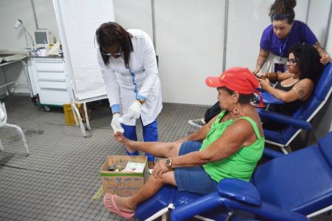 Secretaria de Saúde registra 166 atendimentos e aplica 105 doses de vacinas durante a Expofeira 2025