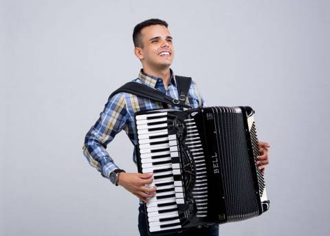 Feira de Santana recebe gravação histórica do DVD Cantando para Deus