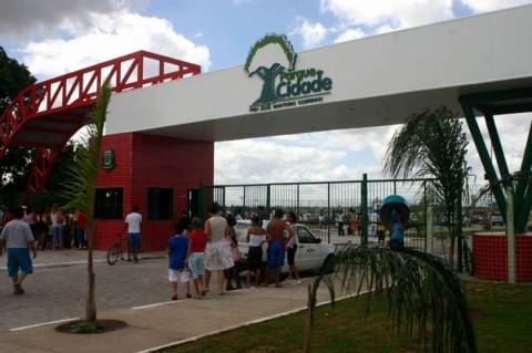 Aniversário de Feira de Santana: confira o que abre nesta quinta-feira (18)