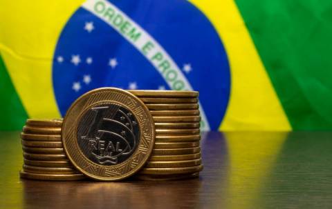 Dívida pública bruta do Brasil se mantém em 77,5% do PIB em agosto, mostra BC