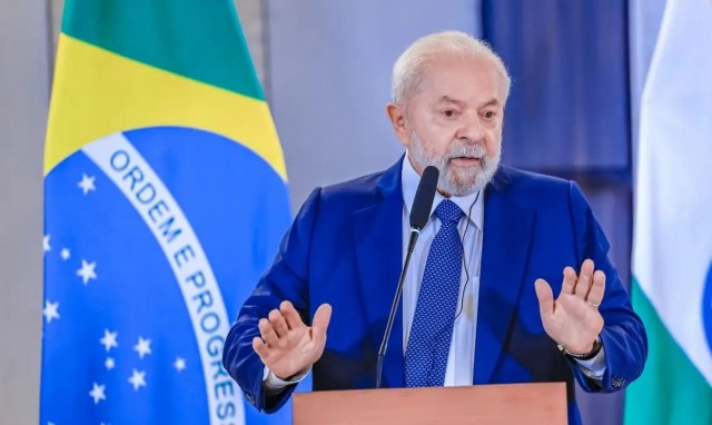 Lula participa da inauguração da fábrica da BYD em Camaçari nesta quinta (9)