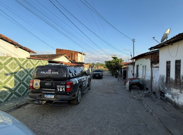 Operação cumpre 16 mandados de busca e apreensão em Riachão do Jacuípe