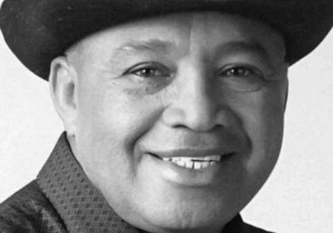 Morre Roque Delson, vocalista da Brasilian Boys e ícone da seresta baiana
