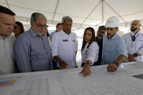 Governador assina ordem de serviço para construção da Maternidade Regional do Vale do Jiquiriçá