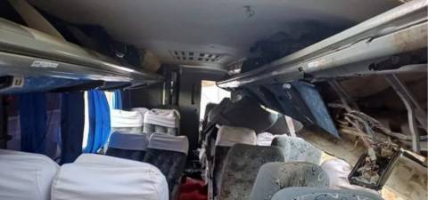 Sobe para 17 número mortos em acidente com ônibus que saiu de Pernambuco com destino à Bahia