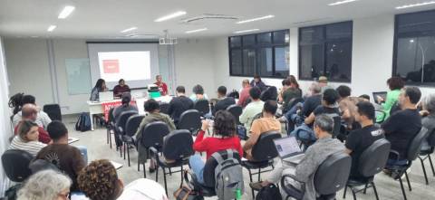 Em assembleia, docentes da Uefs aprovam paralisação dia 29 de outubro