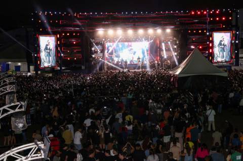 Expo-SAJ Bahia 2025 tem abertura com grande público, shows e geração de negócios