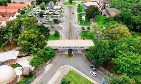 Ufba exonera professora que entrou com ação contra cotas em concurso