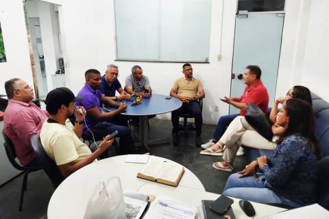 Semmam realiza reunião com locutores para reforçar combate à poluição sonora no centro comercial