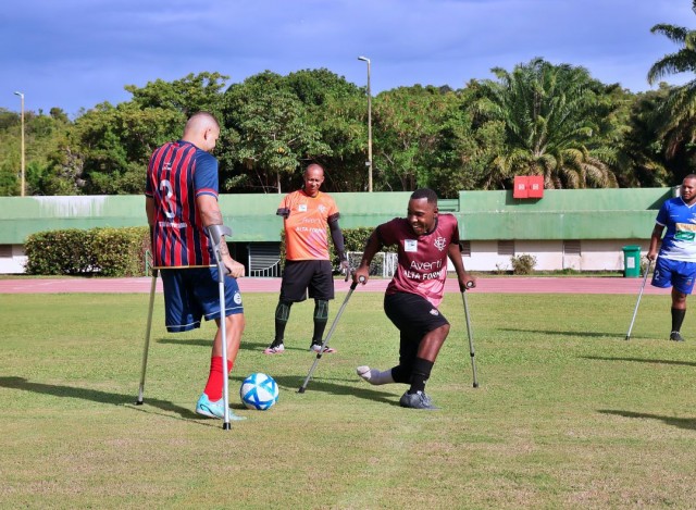 Salvador vira palco do futebol de amputados
