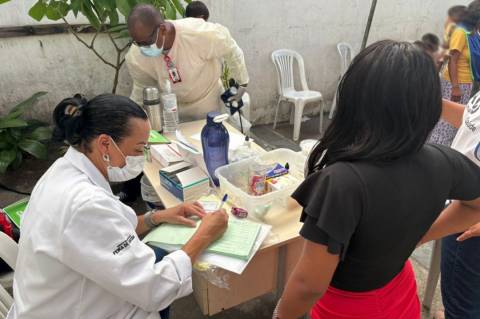 Famílias venezuelanas retornam a Feira de Santana e recebem atendimento de saúde