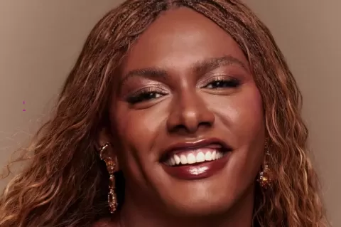 Liniker leva três prêmios e é destaque no Grammy 2025