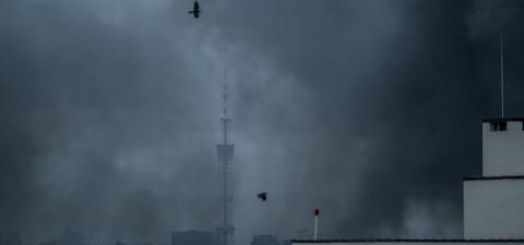 Ataque com drones e mísseis russos mata 8 na Ucrânia