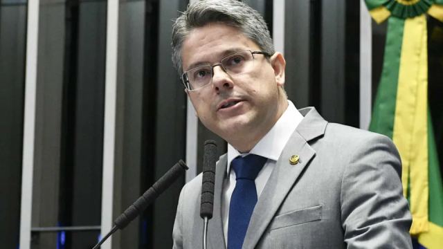 Alcolumbre anuncia Alessandro Vieira como relator de PL Antifacção