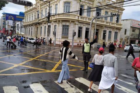 INMET emite alerta laranja de tempestade para Feira de Santana