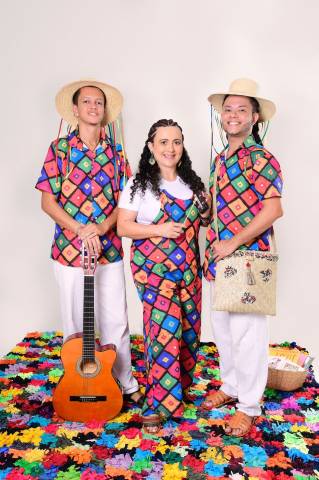 “Pipas Literarts nas escolas” leva contação de
histórias e cultura da paz, em Feira de Santana