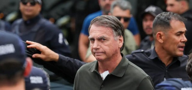 Bolsonaro passa por audiência de custódia neste domingo
