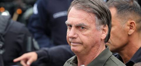 STF mantém prisão preventiva de Bolsonaro