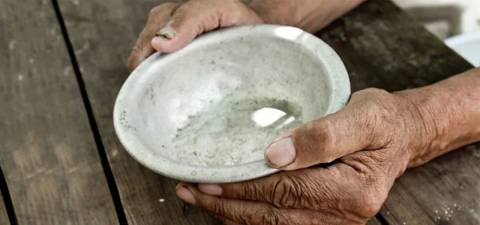 Brasil registra menores índices de pobreza desde 1995