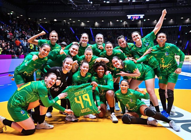 Brasil derruba Suécia e vira protagonista inesperado