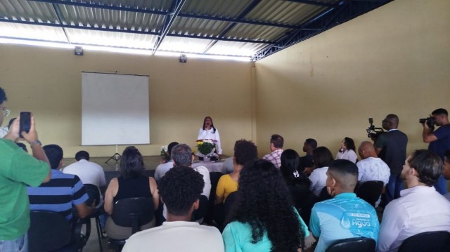 Semman e Uefs lançam livreto sobre a arborização de Feira de Santana e cataloga principais espécies nativas