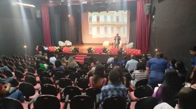 Procon reúne escolas e pais de alunos para prevenir práticas abusivas na volta às aulas