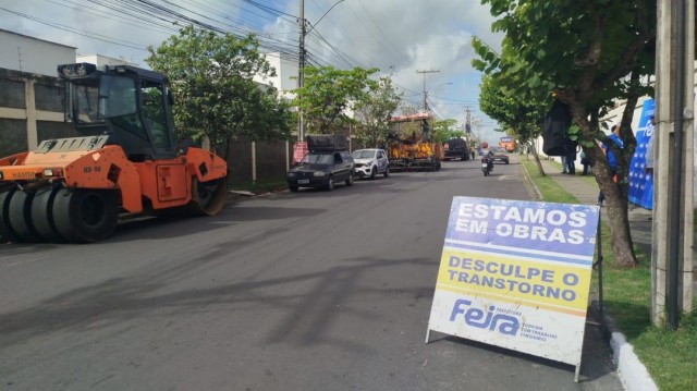 Ruas do bairro Vila Olímpia, em Feira, ganham banho de asfalto com investimento de R$ 1,5 milhão