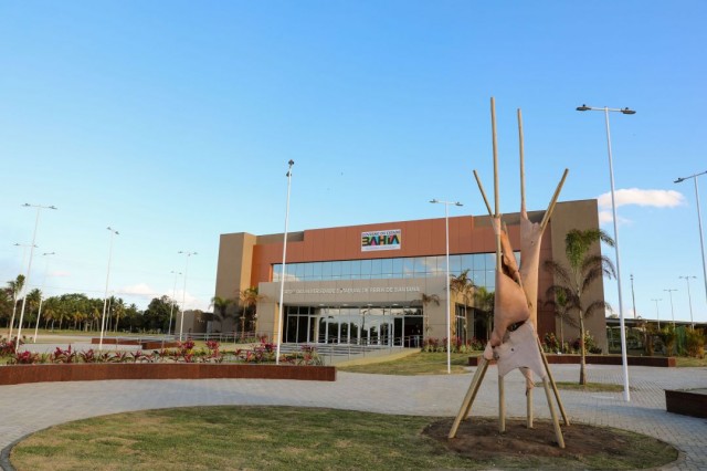 Uefs inaugura Teatro nesta quarta-feira (10)