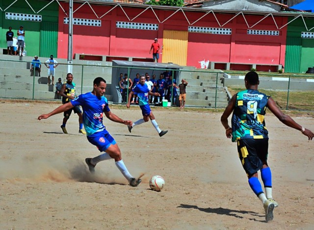 Mecânico atropela Dínamo e embaralha a segunda fase