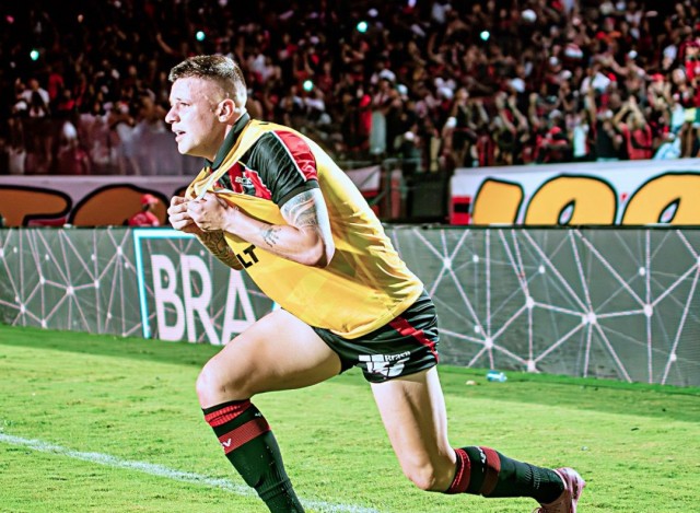 Vitória define foco absoluto no Brasileiro de 2026