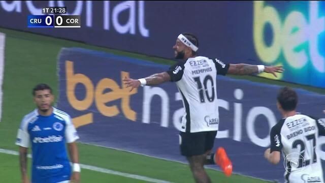 Corinthians segura pressão no Mineirão e larga na frente do Cruzeiro