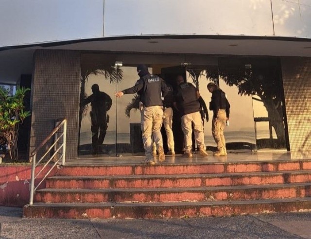 Agentes políticos de Madre de Deus são investigados por suspeita de fraudes em licitações