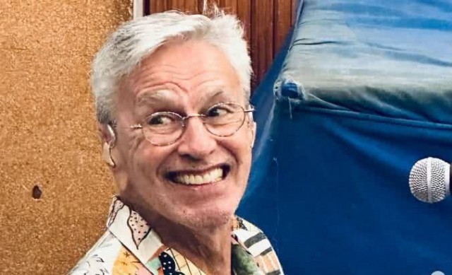 Caetano Veloso anuncia ato musical após projeto que reduz pena de Bolsonaro