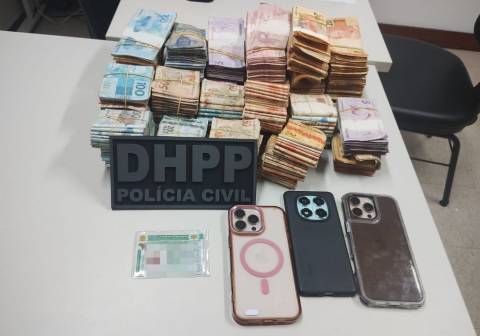 Traficante baiano é preso em SP com carro de luxo e R$ 100 mil em espécie