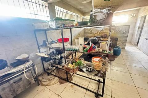 Vigilância Sanitária interdita pasteleira por condições insalubres em Feira de Santana