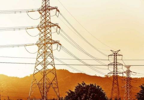 Conta de luz fica mais barata em janeiro com bandeira verde e sem cobrança extra