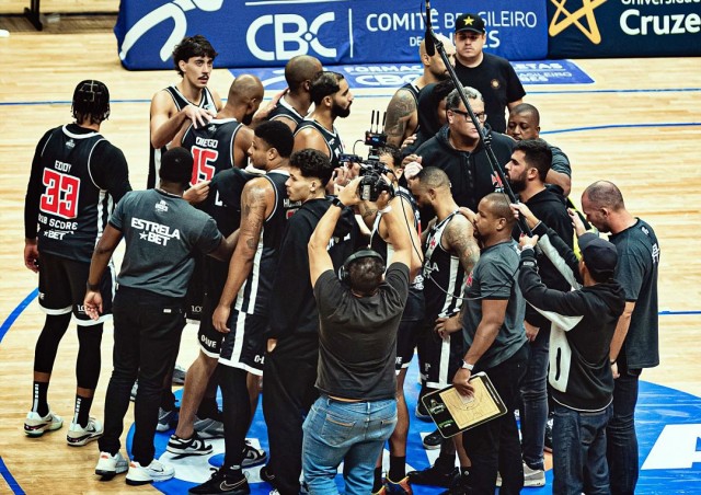 Investigações cercam clubes e apostas