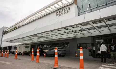 Bolsonaro passa por nova cirurgia após forte crise de soluço