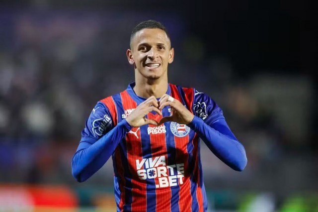 Luciano Juba consolida evolução sustenta regularidade e amplia protagonismo no Bahia