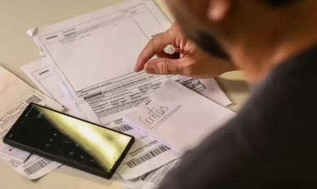 Salário mínimo de R$ 1.621 começa a valer nesta quinta-feira (1); entenda reajuste