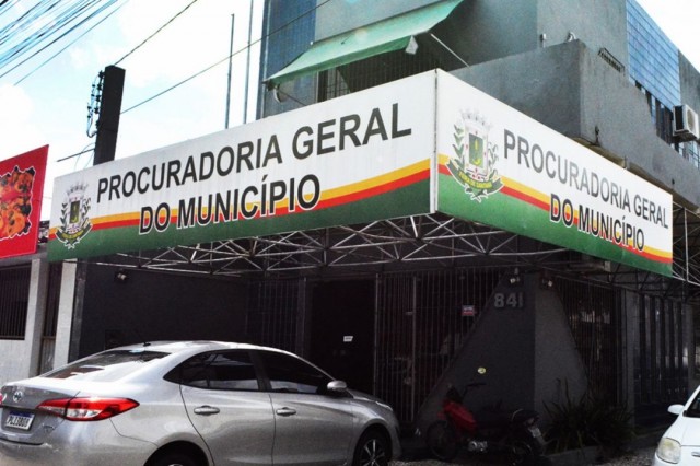 Feira: PGM ajuizou mais de 4 mil ações em 2025 com foco nas áreas fiscal e de defesa