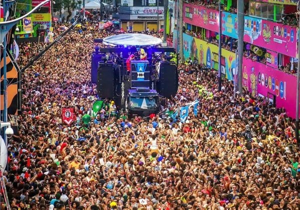 Confira os artistas que vão comandar trios pipoca no Carnaval de Salvador 2026