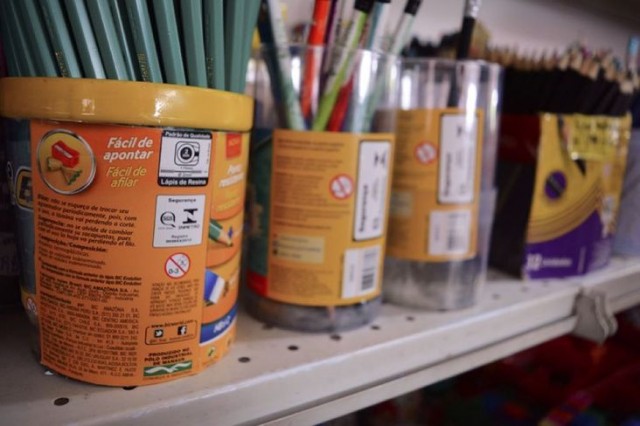 Volta às aulas: Inmetro orienta pais sobre segurança na compra de materiais escolares