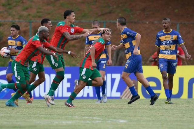 Copinha chega a 21 classificados e avança para definições decisivas da primeira fase